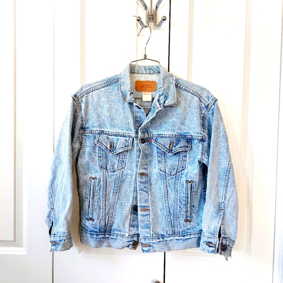 Levi's Jackets & Blazers - Acid Wash 80s Trucker III Levi Denim Jacket size Medium‎ Women's 57508-0209 Made